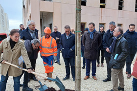 7 décembre 2023 - Domofrance plante le premier arbre de sa nouvelle résidence "Greenside"