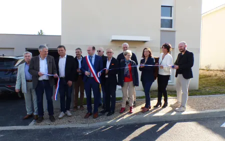 Coupé de ruban par Jonathan Prioleaud, maire de Bergerac